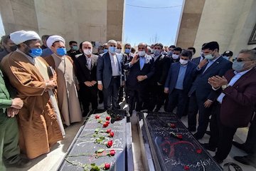 وزیر راه و شهرسازی از پروژههای عمرانی شهر جدید گلبهار و راه آهن مشهد-سرخس بازدید کرد رستم قاسمی در گلبهار