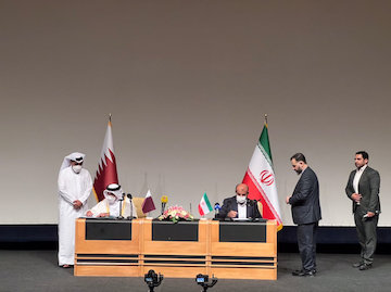 امضای صورتجلسه همکاری‌های مشترك ایران و قطر برای جام جهانی 2022 با حضور وزرای راه دو کشور
