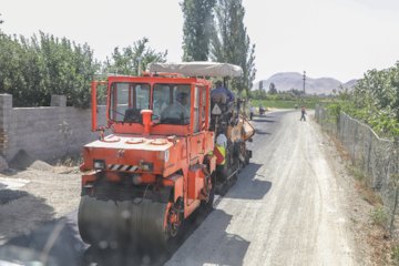 آسفالت ١٣٠ کیلومتر از راه‌های روستایی آذربایجان‌غربی