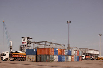 4.5 million tons basic goods imported within 75 days through Iran's ports 