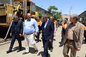 مدیرکل راهداری و حمل و نقل جاده ای آذربایجان غربی در بازدید از ماشین آلات