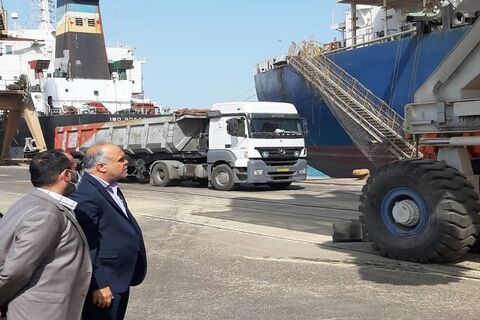 استفاده از تمام ظرفیت ناوگان حمل و نقل جاده ای برای جابجایی کالاهای اساسی
 استفاده از تمام ظرفیت ناوگان حمل و نقل جاده ای برای جابجایی کالاهای اساسی