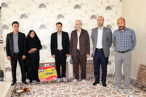 دیدار و سرکشی از خانواده شهدا یک وظیفه است رحیمیان - امور ایثارگران