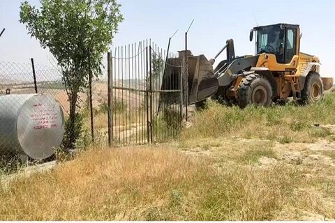 تخریب ۲۲ مورد مستحدثات در حریم راه های شهرستان بجنورد طی یک روز قلع و قمع