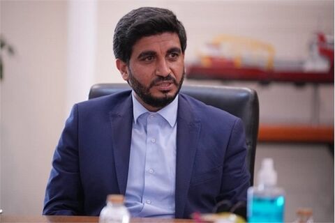سفارش ساخت چند فروند شناور خدماتی برای پهلوگیری ایمن کشتیها مجید علینازی