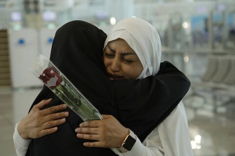 ببینید | مراسم استقبال از اولین گروه حجاج در ترمینال سلام شهر فرودگاهی امام خمینی (ره)