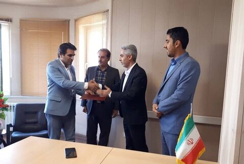 واگذاری زمین به خانواده های دو معلولی / ثبت نام ۳۰۵ مددجوی بهزیستی درطرح نهضت ملی مسکن  واگذاری زمین به معلولین در کامیاران