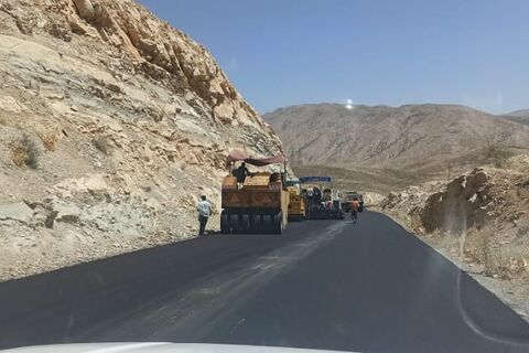 پایان عملیات لکه گیری و روکش آسفالت محور چنار به مارگون  محور مارگون