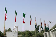 تعویض پرچم های پایانه مرزی پرویزخان