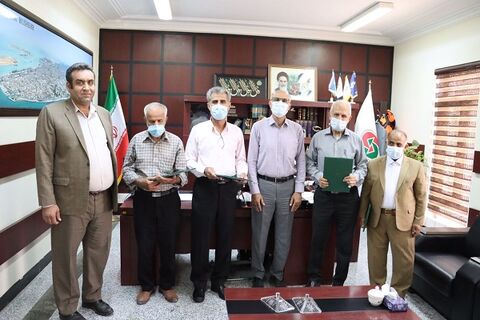 تجلیل از بازنشستگان راهداری و حمل و نقل جاده ای استان بوشهر تجلیل از بازنشستگان اداره کل راهداری و حمل و نقل جاده ای