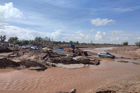 هشدار وقوع سیل در استان هرمزگان/هموطنان از اتراق و تردد در حاشیه رودخانهها خودداری کنند خسارت سیلاب جنوب کرمکان