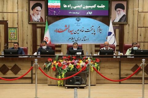 پیش بینی ورود روزانه ۲۵۰ هزار نفر زائر از عراق به مرز مهران جلسه کمیسیون ایمنی راهها