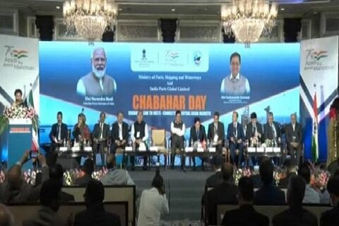 درخواست ایجاد خط منظم کشتیرانی بین بنادر هند و چابهار / تسهیل در صدور بارنامه های حمل و نقل زمینی و دریایی و بررسی مشکلات نقل و انتقال کالا همایش روز چابهار