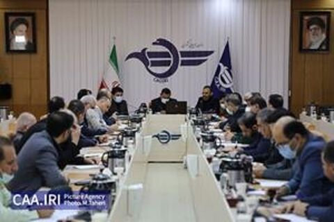 برگزاری نشست ارتقا سطح خدمات به مسافران هوایی، ساماندهی و کاهش تاخیرات پروازهای داخلی سازمان هواپیمایی