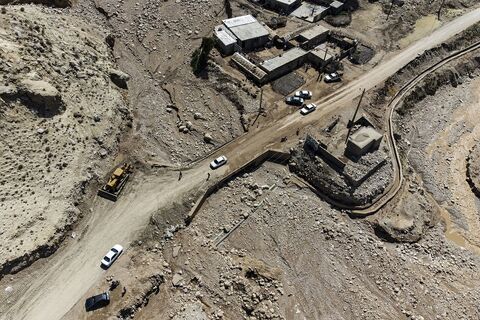 اجرای بیش از ۱۸ هزار میلیارد ریال پروژه راهداری خوزستان در دولت سیزدهم تلاش نیروهای راهداری خوزستان برای بازگشایی مسیرها