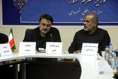 تاکنون از ظرفیت خسروی، به خوبی استفاده نشده است/ بسترهای لازم برای عبور ایمن و راحت زوار از پایانه مرزی خسروی فراهم می شود وزیر کشور - پایانه مرزی خسروی