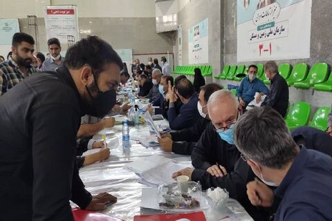 برپایی میز خدمت اداره کل راه و شهرسازی استان کرمان به منظور پاسخگویی به شهروندان میز خدمت