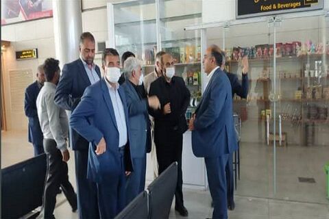 بازدید وزیر راه و شهرسازی از فرودگاه کرمان