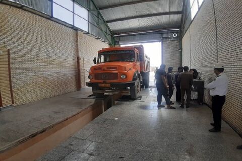معاینه فنی بیش از ۱۲هزار ناوگان سنگین حمل ونقل جاده ای در سیستان و بلوچستان معاینه فنی ناوگان سنگین سیستان وبلوچستان