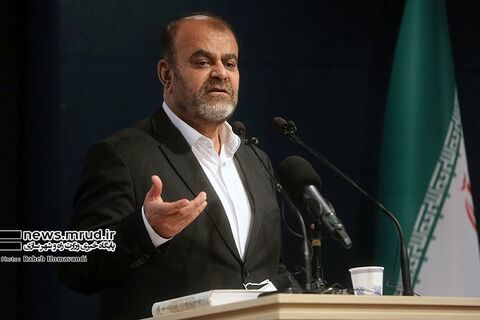 واگذاری زمین به مردم برای ساخت خانه های یک طبقه/  شهر جدید امیر کبیر نمونه ساخته شده تک واحدی و ویلایی در کشور رستم قاسمی- وزیر راه و شهرسازی