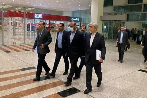 وزیر راه و شهرسازی وارد اسلامآباد شد ورود وزیر راه و شهرسازی به اسلام آباد