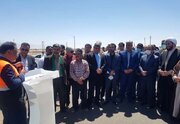 ببینید/  بهره برداری از پروژه احداث و اجرای آسفالت راه روستایی جمز شهرستان طبس