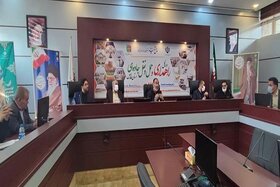 حمید مردانیان روز چهارشنبه در جلسه شورای هماهنگی راه و شهرسازی فارس با جهادگران در شیراز