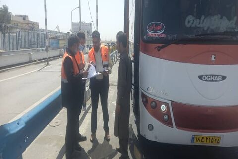 صدور ۱۴۵ رای در کمیسیون های رسیدگی به تخلفات راهداری طرح کنترل و نظارت بر ناوگان حمل و نقل مسافری با همکاری کارشناسان اداره ایمنی و ترافیک،  مسافر و حراست
