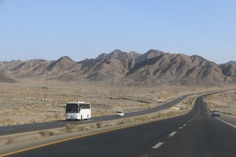 رشد ۶۱درصدی تردد درمحورهای مواصلاتی شمال سیستان وبلوچستان  محورهای مواصلاتی شمال سیستان و بلوچستان