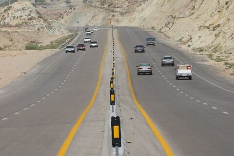 خط کشی ۷۳۰کیلومتر از محورهای ارتباطی شهرستان شیراز طی ۵ماه گذشته خط کشی 730کیلومتر از محورهای ارتباطی شهرستان شیراز طی 5ماه گذشته