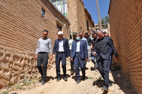 شهرداریها محلههای مشمول بسته تشویقی نوسازی را به تصویب کمیسیون ماده ۵ استان برسانند سفر مدیرعامل بازآفرینی شهری ایران به استان اصفهان