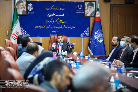 موجودی ۶ میلیون و ۸۶۴ هزار تنی کالاهای اساسی در بنادر کشور/ نیاز خلیج گرگان به لایروبی ۱.۳ میلیون مترمکعبی/ آزادسازی سواحل کشور با قلعوقمع ۱۶۳ سازه غیرمجاز/ آمادهسازی ۳ کشتی برای جابهجایی مسافران به قطر تا ایام جام جهانی ۲۰۲۲ ببینید | نشست خبری معاون وزیر راه و شهرسازی و مدیر عامل سازمان بنادر و دریانوردی