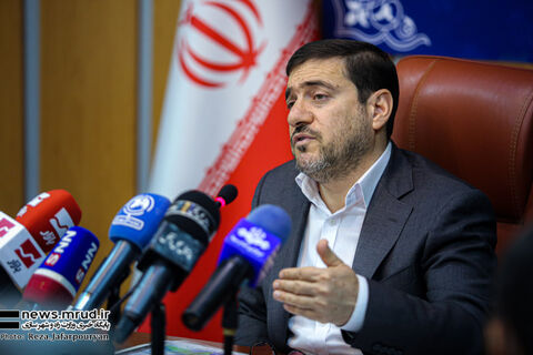 بهرهبرداری از شناور بزرگ موسوم به «دریاپاک» برای مقابله با آلودگی دریایی در ماه جاری ببینید | نشست خبری معاون وزیر راه و شهرسازی و مدیر عامل سازمان بنادر و دریانوردی