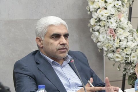 افزایش ۳۶ درصدی مسافران هوایی در هفت ماه سال ۱۴۰۱ سیدی معاون وزیر، رئیس هیات مدیره و مدیرعامل شرکت فرودگاه ها