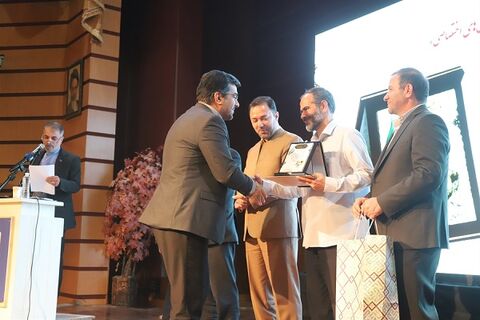 کسب رتبه نخست اداره کل راه و شهرسازی استان البرز در جشنواره شهید رجایی جشنواره شهید رجایی البرز2