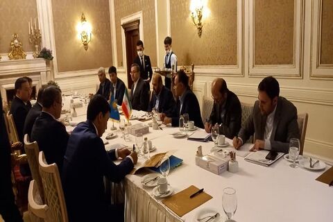 یکسان شدن تعرفههای ترانزیت ایران و قزاقستان نشست دو جانبه ایران و قزاقستان