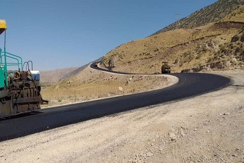اجرای ۳ پروژه آسفالت راه روستایی در شهرستان اندیکا روکش راه روستایی ایلام