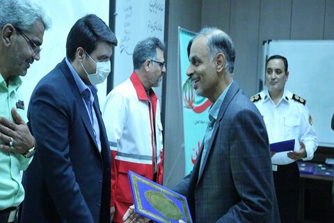 تردد خودرو در راه های استان قزوین ۴۲درصد افزایش یافت طلایهداران فرهنگ ترافیک