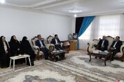 مشاورز وزیر و خانواده مسیحی