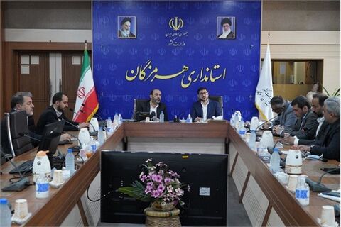 سرمایهگذاری ۱۵ هزار میلیارد تومانی در بنادر هرمزگان/ عملیات اجرایی بندر نخل ناخدا ماه آینده شروع میشود جلسه مدیرعامل سازمان بنادر با استاندار هرمزگان