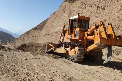 آسفالت ۱۰ کیلومتر از محور بجنورد به سنخواست در حال انجام است بازدید محور بجنورد به سنخواست در خراسان شمالی