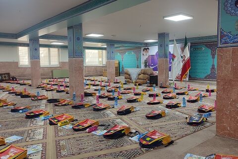 تهیه 100 بسته لوازم التحریر برای دانش آموزان مناطق کم برخوردار توسط بسیجیان اداره کل راهداری استان مرکزی پویش همدلی 2