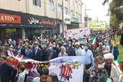 ببینید/حضور پرشور مدیر کل، معاونین و کارکنان اداره کل راه و شهرسازی سیستان و بلوچستان در راهپیمایی روز ۱۳ آبان