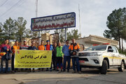 ببینید | صعود کارکنان وزارت راه و شهرسازی به قله کرکس استان اصفهان