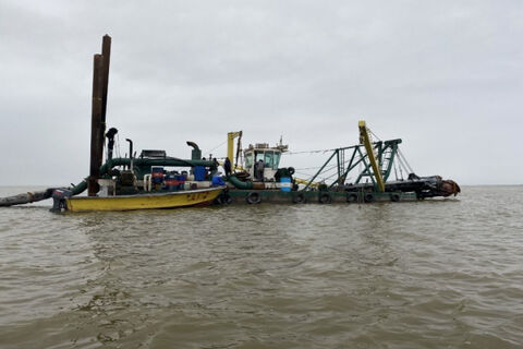 لایروبی ۴۰ درصد از کانال آشور انجام شد  بنادر گلستان