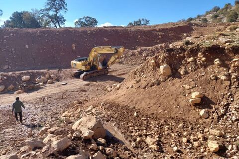 شروع عملیات اجرایی پروژه بهسازی و آسفالت راه ارتباطی دمه به منتنگان چرام  دمه به منتنگان