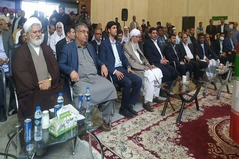 بهرهبرداری از راه آهن چابهار - خاش تا پایان سال آینده/جدیت دولت سیزدهم در بخش حمل و نقل ایمن و خدمات دهی در حوزه بار و مسافر و ترانزیت کالا ببینید/  سوت قطار در خاش سیستان و بلوچستان به صدا درآمد