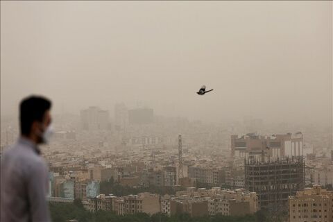هشدار نارنجی سازمان هواشناسی برای آلودگی هوای تهران و کرج/تاکید بر عدم تردد غیرضروری تمام گروهها آلودگی هوا