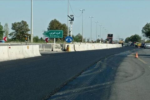 اجرای لکه گیری و روکش آسفالت بزرگراه گرگان-کردکوی  راهداری گلستان