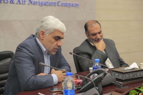 توجه به ایثار و شهادت موجب افزایش امنیت ملی و قدرت بازدارنده نظام جمهوری اسلامی در مقابل نظام سلطه است یازدهمین جلسه شورای مشاورین ایثارگران وزارت راه و شهرسازی